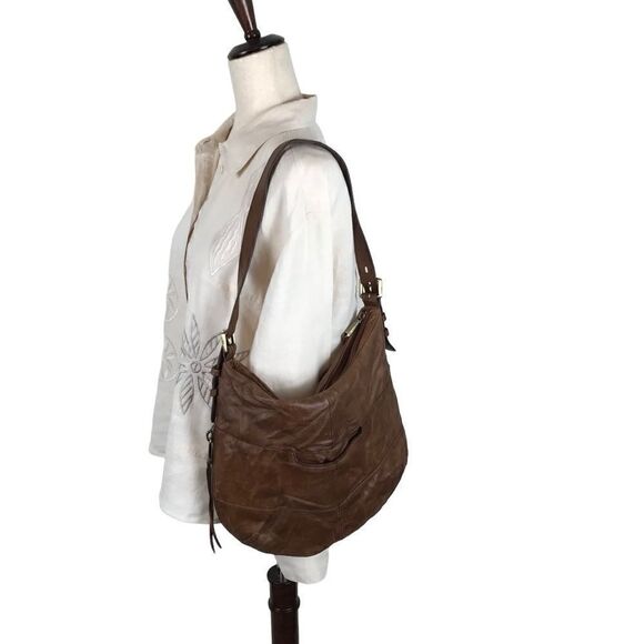 Hobo International Brand Camel Leather Shoulder Bag with Blue Floral Liner - Picture 5 of 13